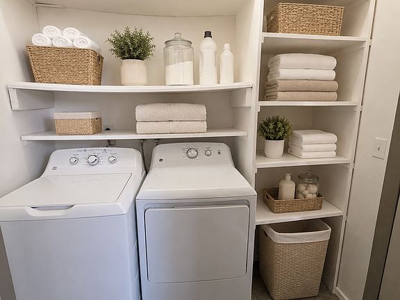 5th image of 2411 Mission Ave APT 12