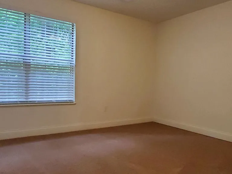 Woodchase Apartments — Photo 24