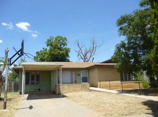 944 E 13th St, Colorado City, TX 79512