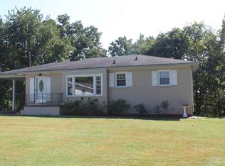 6021 Woods Point Ct, Catlettsburg, KY 41129