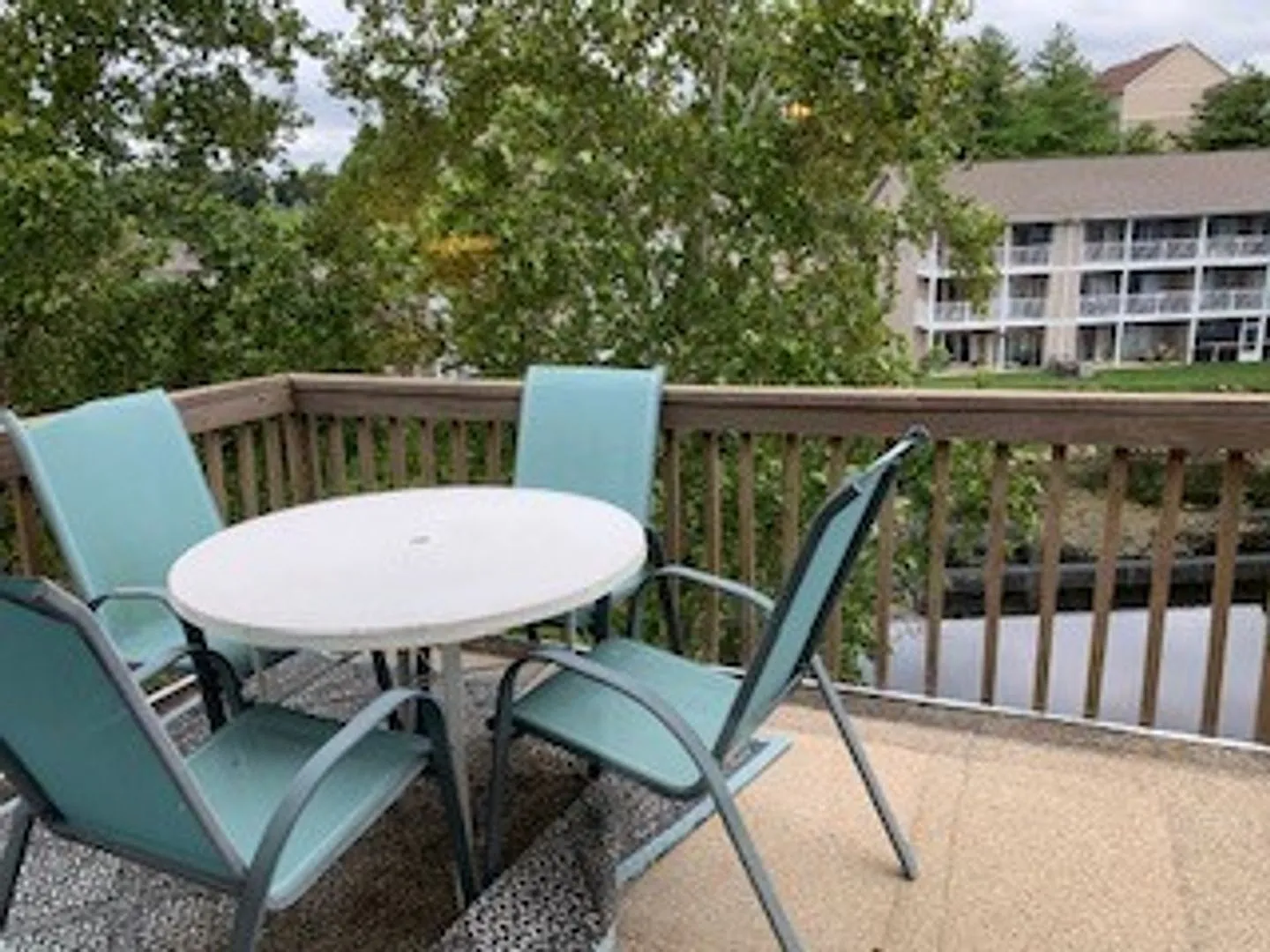 2 Bedroom 2 Bath Loft Apartment In Branson Mo - Ask About Our Move In Special — Photo 3