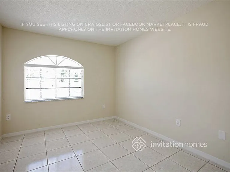 16440 SW 144th Ave — Photo 10
