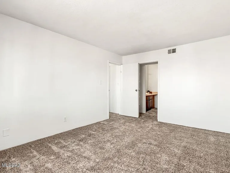 6335 N Barcelona Ln #719 — Photo 22