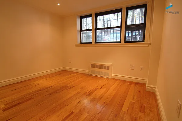 Rented by FirstService Realty (legacy) | media 19