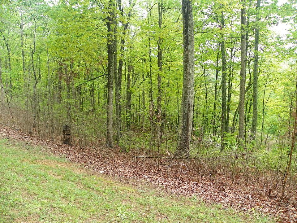 2nd image of Brewer Hollow Rd