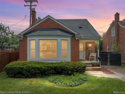 13120 Rosemary Blvd, Oak Park, MI, 48237