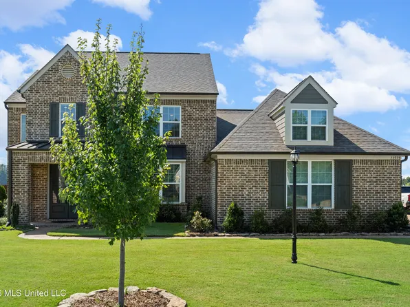 13575 Landry Ln, Olive Branch, MS 38654
