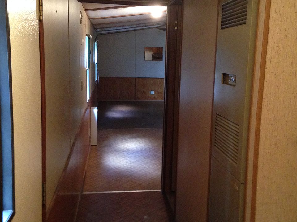 2nd image of 6200 Beech Dr