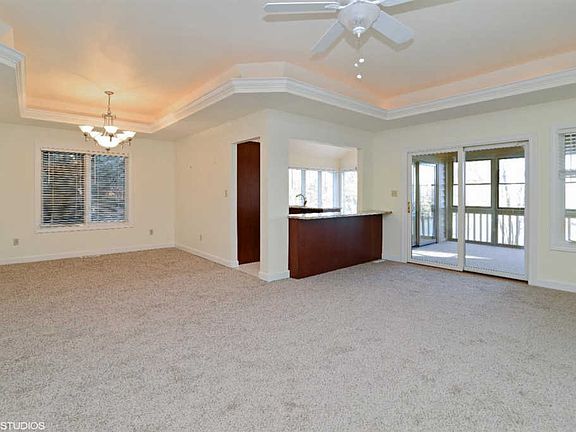 3rd image of 8245 Meadow Ln