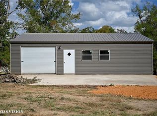 212 Claudes Rd, Colfax, LA 71417