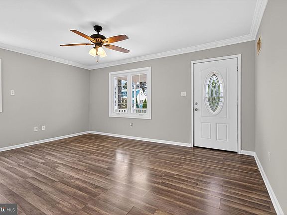 2nd image of 124 Polk Dr