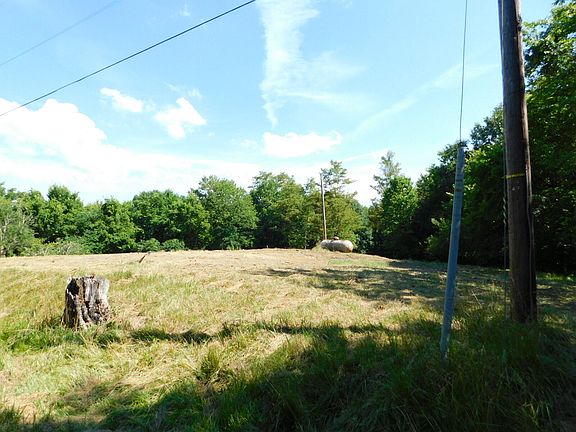 2nd image of 219 Fields Ln