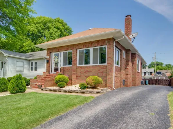 822 McPherson Ave, Alton, IL 62002