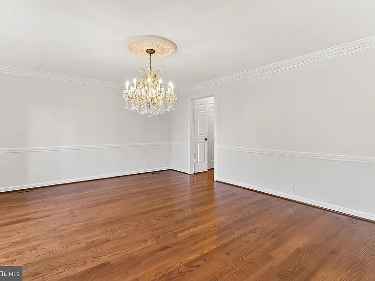 6294 Dunaway Ct — Photo 11