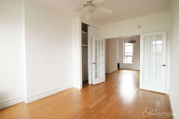 Rented by City Connections Realty | media 15