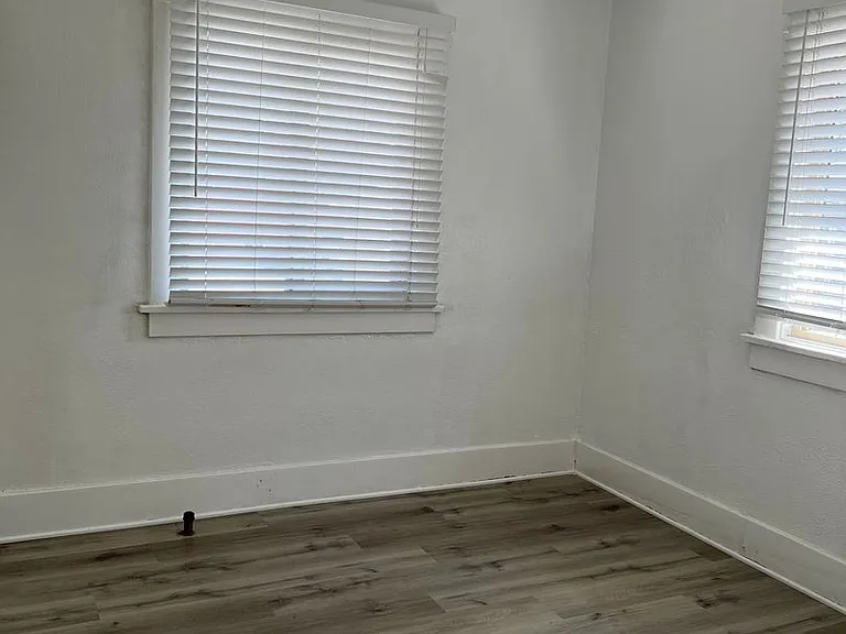 Carlson 4 Plex — Photo 8