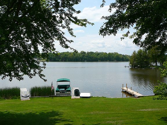 5th image of 6849 Votaw Dr