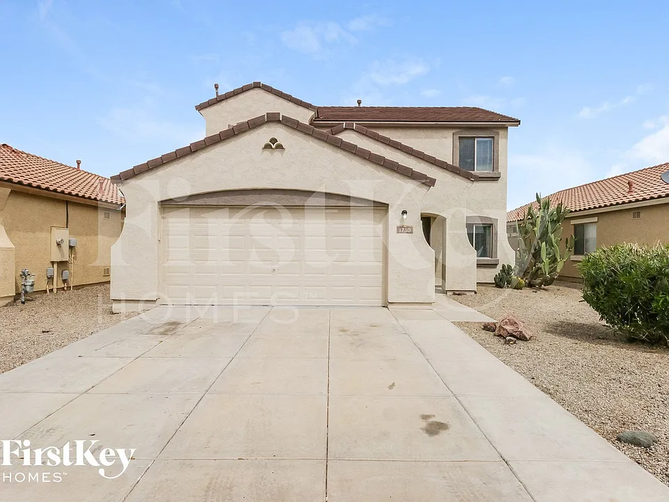 1730 E Maddison Cir