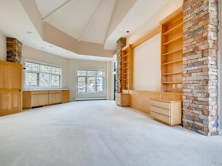 3883 Mountainside Trl — Photo 17