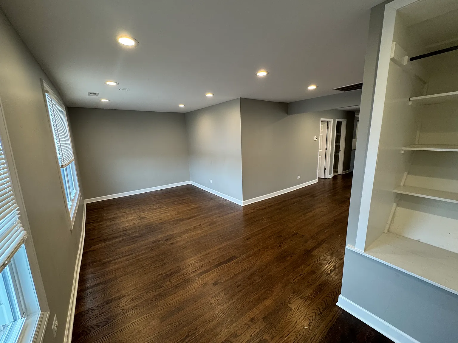 2 bed, 1200 sqft, $1,750 — Photo 2