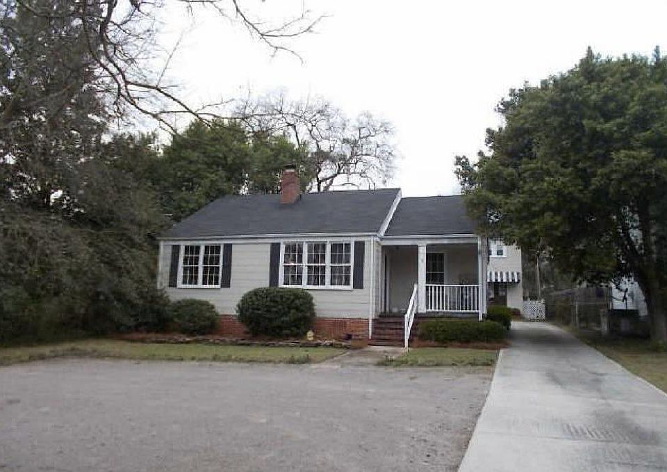 1st image of 1725 King Woods Dr