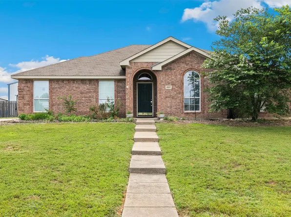 837 Sherry Ln S, Aubrey, TX 76227