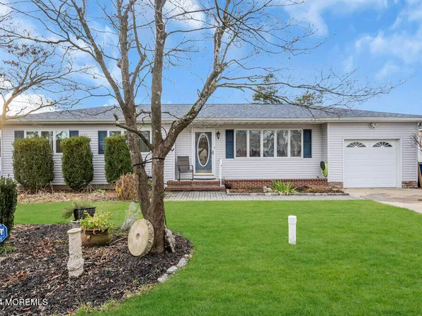 1038 Savannah Street, Toms River, NJ 08753
