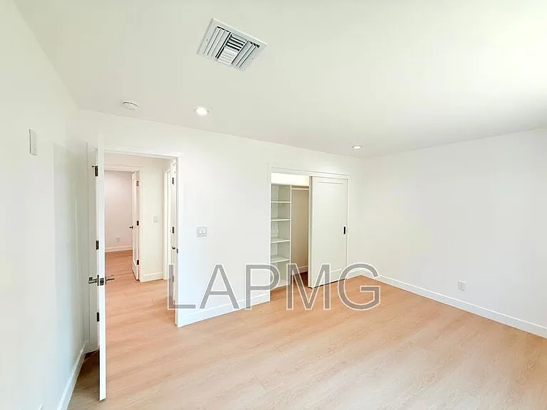 10839 Fellows Ave #10839 — Photo 25