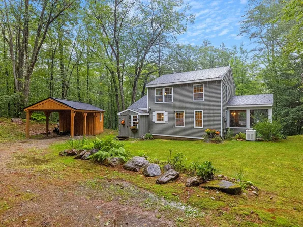 32 Holiday Drive, Gilmanton, NH 03837