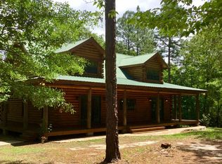64 Wandering Oaks Ln, Hattiesburg, MS 39401