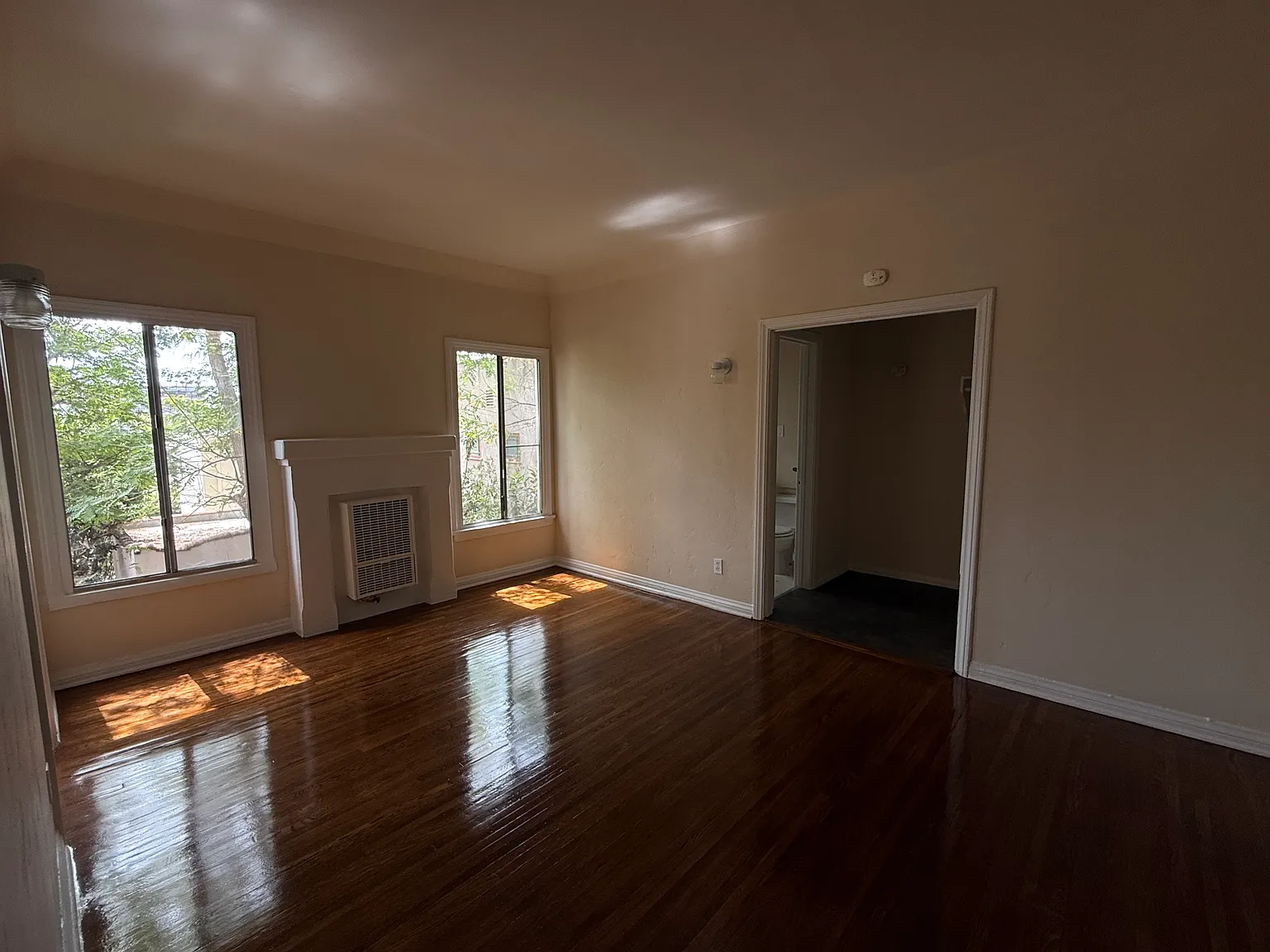 Studio, $1,595 — Photo 2