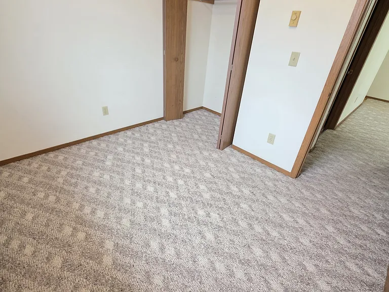 440 Jersey Ave NE #12 — Photo 8
