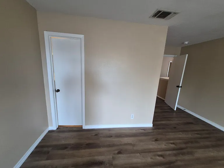 7314 Justino Trl — Photo 40