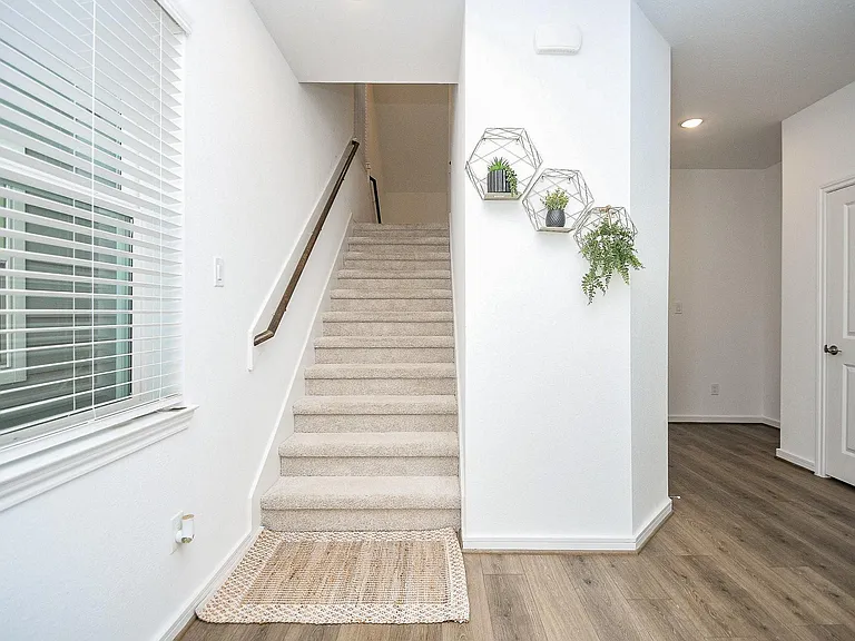 2204 Via Laura S — Photo 13