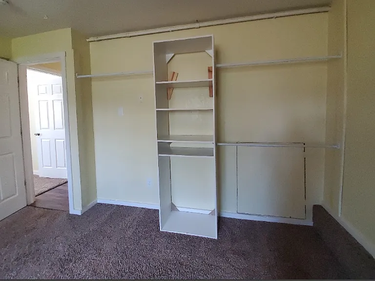 2701 Saint Clair St — Photo 11