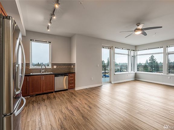 5th image of 15100 6th Ave S #728