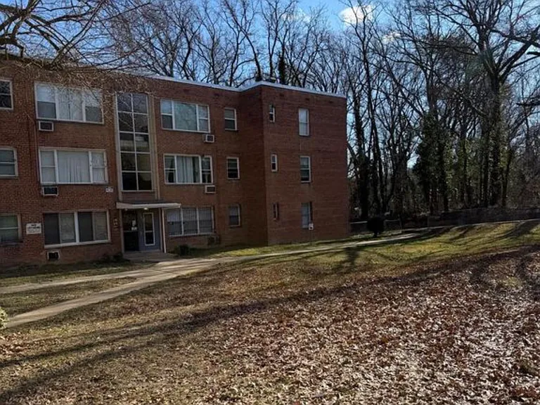 514 Ridge Rd SE — Photo 7