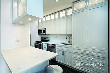 Rented by (Legacy) Elegran