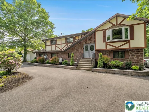 86 Lower Lakeview Dr, East Stroudsburg, PA 18302