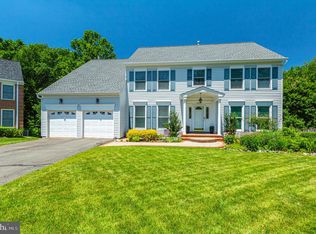 4419 Galesbury Ln, Chantilly, VA 20151