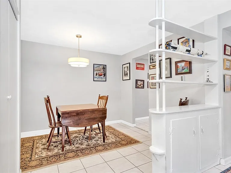 7 Colonial Village Dr #2 — Photo 6