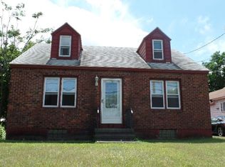 814 Curry Rd, Schenectady, NY 12306