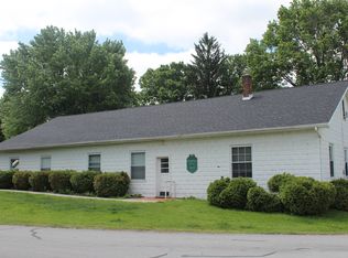 4 Daugherty Rd APT 2, Grove City, PA