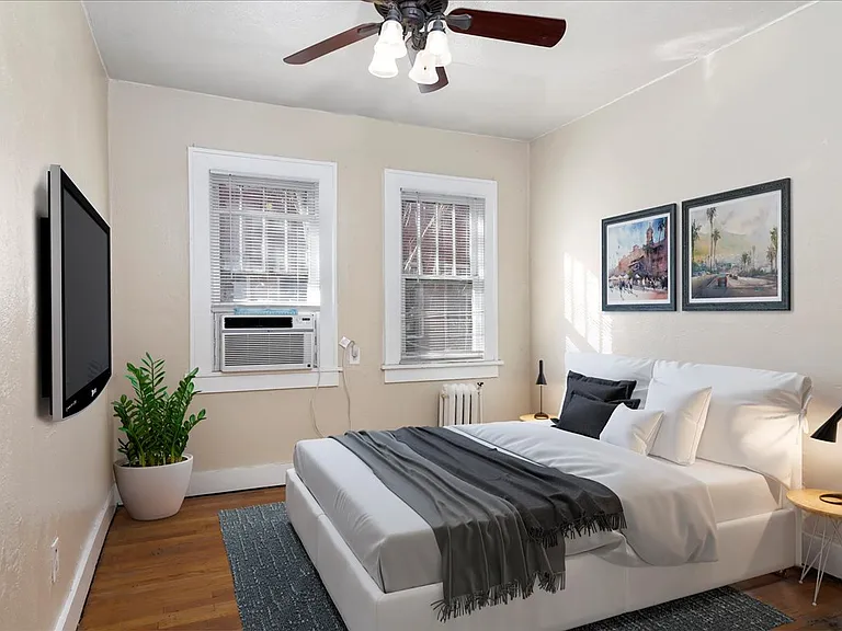 975 N Washington St #3 — Photo 1