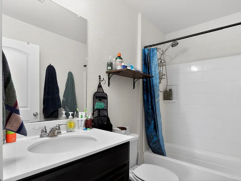 521 Staton St — Photo 17