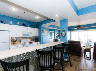 607 E Harbour Towne Dr #607, Lake Ozark, MO 65049