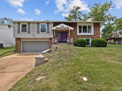 380 Genoa Dr, Ballwin, MO, 63021