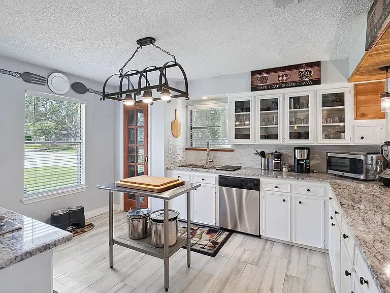 19622 Younglake Blvd — Photo 14