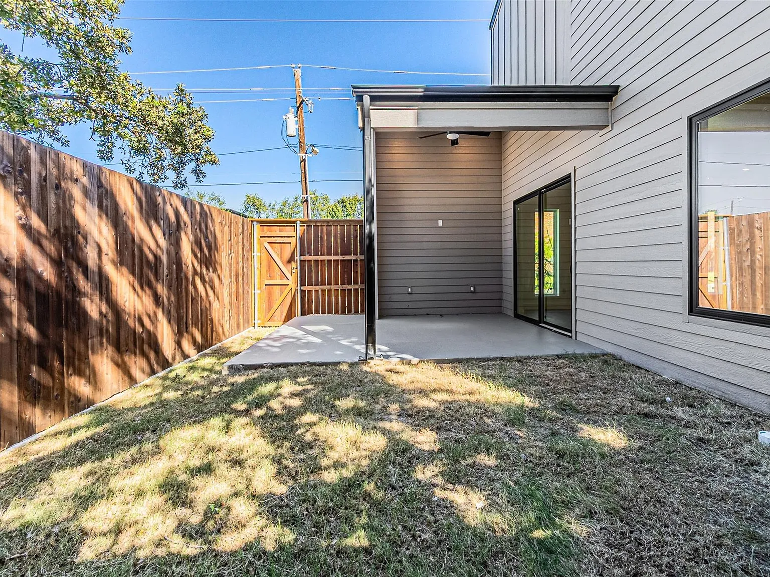 4 bed, 3.5 bath, 2966 sqft, $5,000 — Photo 3