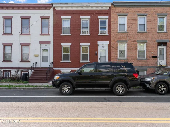 413 Broadway, Watervliet, NY 12189